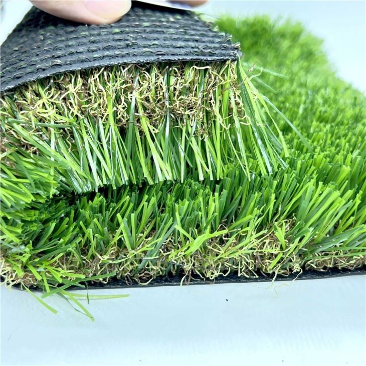 زمین کی تزئین کی مصنوعی گھاس